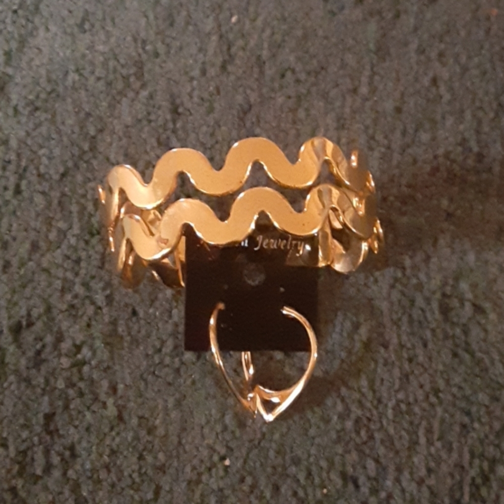 Bracelet and earrings FINAL SALE!!